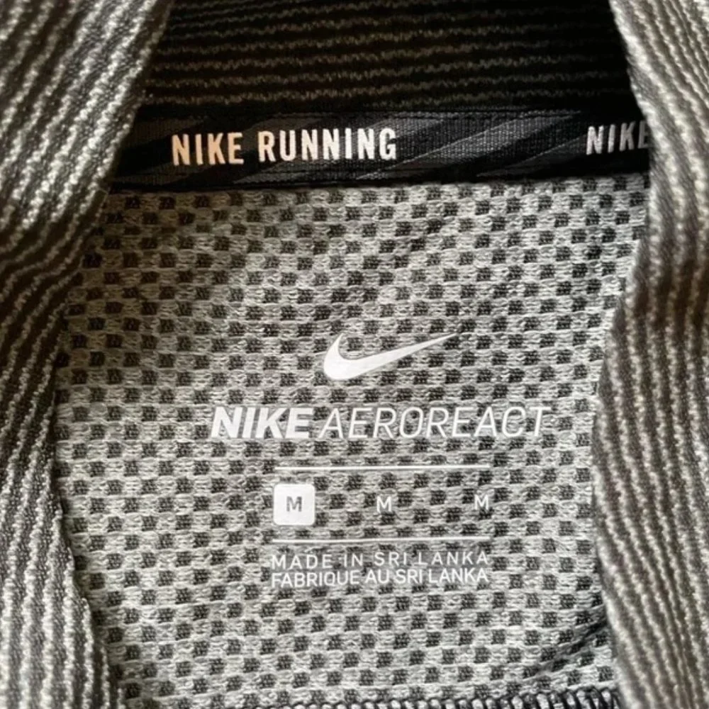 NWT Nike Womens Running Aeroreact Long Sleeve‎ Top